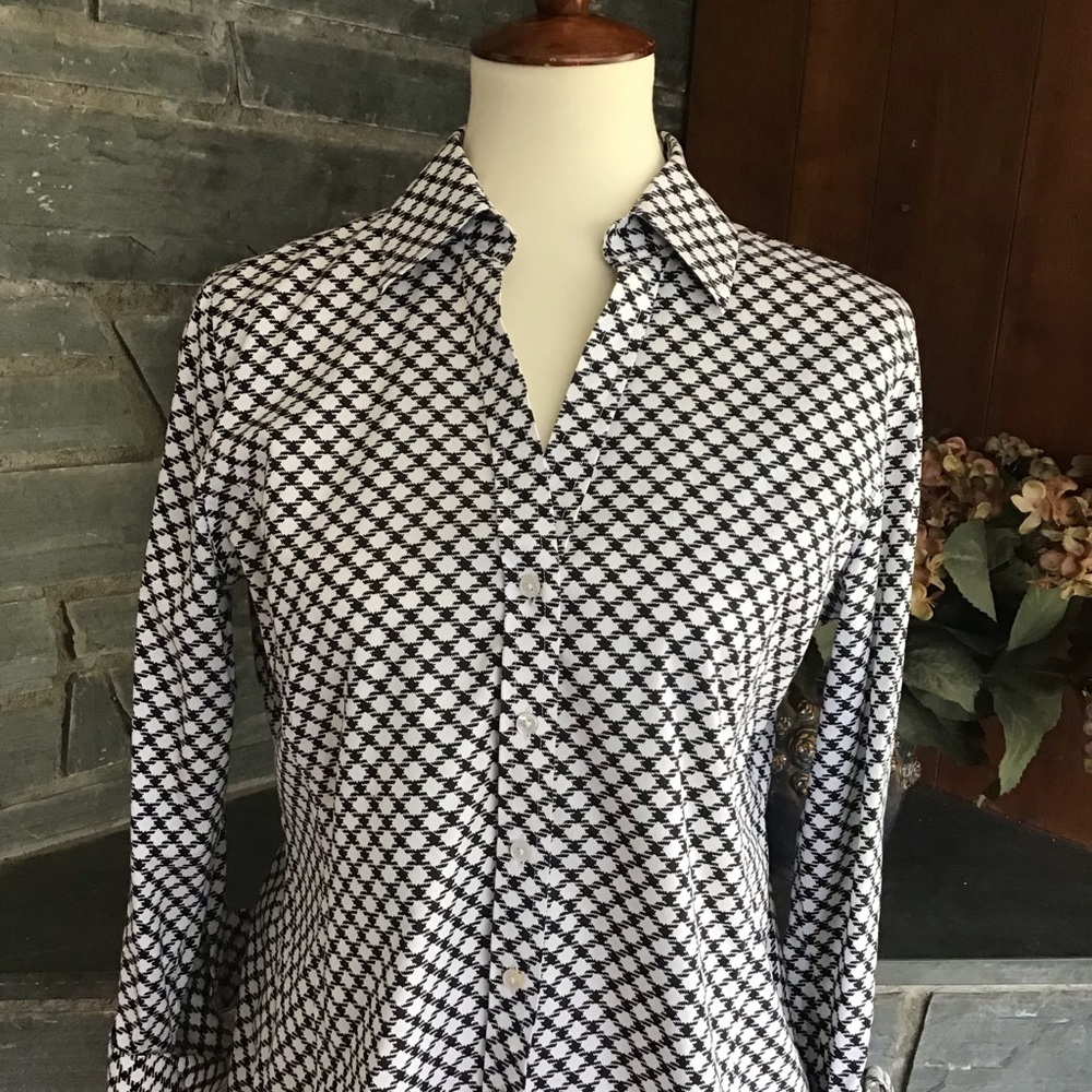 Talbots Button Down Shirt Wrinkle Resistant